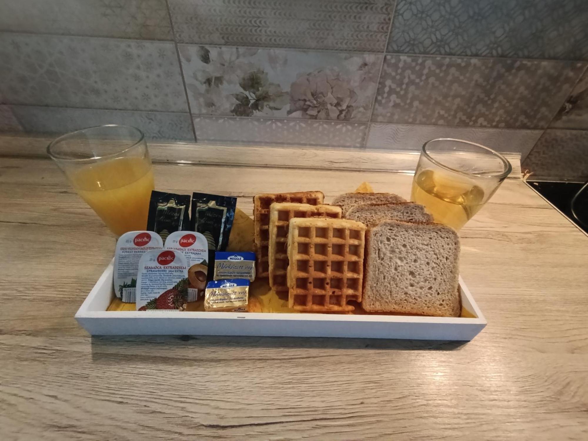 Akacfa Holiday Apartments Budapest Eksteriør billede